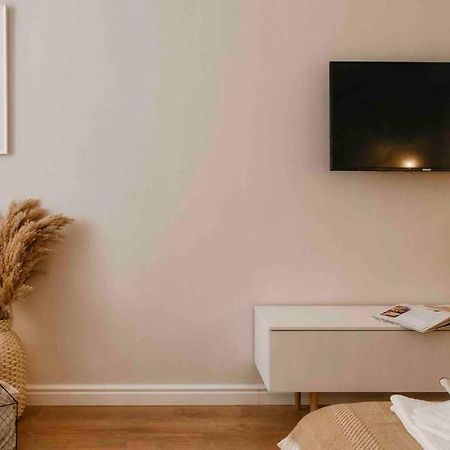 Bright Studio - Top Location - Old Town + Netflix Boekarest Buitenkant foto